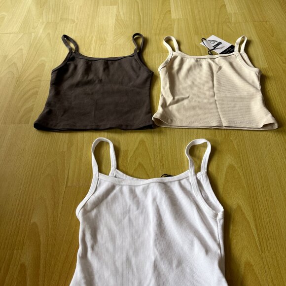 Bra:30 Strappy Tank (Set of 3) Size M - Picture 7 of 9